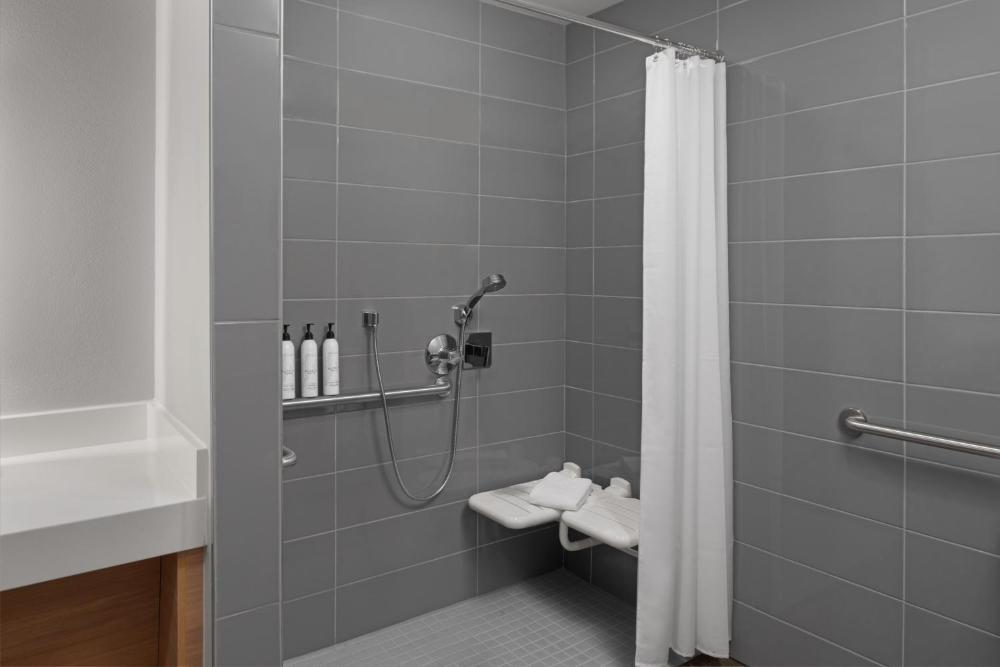 Studio with Two Queen Beds and Roll-In Shower - Mobility and Hearing Accessible interior